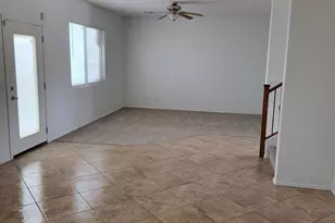 7428 W Wolf St, Phoenix, AZ 85033 - Photo 5