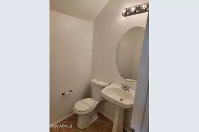 7428 W Wolf Street, Phoenix, AZ 85033 - Photo 9