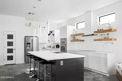 14025 N 11th Place, Phoenix, AZ 85022 - Photo 9