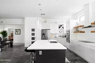 14025 N 11th Pl, Phoenix, AZ 85022 - Photo 11