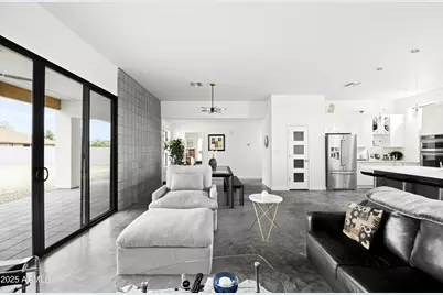 14025 N 11th Place, Phoenix, AZ 85022 - Photo 19