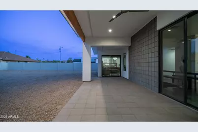 14025 N 11th Place, Phoenix, AZ 85022 - Photo 3