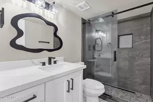 4730 W Northern Ave, Glendale, AZ 85301 - Photo 25