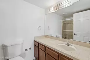 1449 E Highland Ave, Phoenix, AZ 85014 - Photo 23