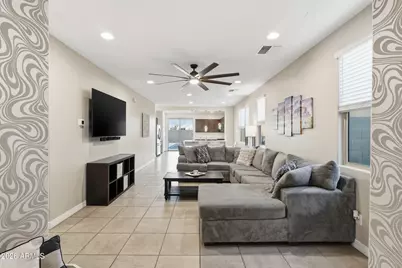 9142 W Sells Drive, Phoenix, AZ 85037 - Photo 5