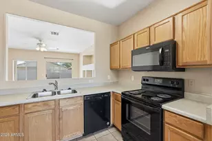 7201 W Sunderland Ave, Phoenix, AZ 85033 - Photo 13