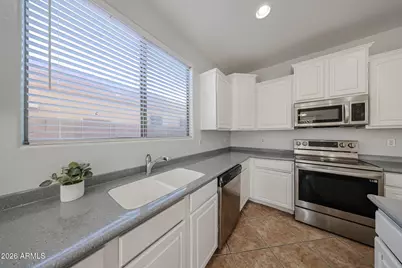 7139 W Pioneer Street, Phoenix, AZ 85043 - Photo 9