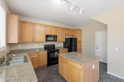 16149 N 171st Drive, Surprise, AZ 85388 - Photo 13