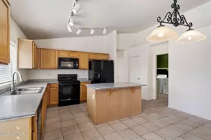 2415 S Compton, Mesa, AZ 85209 - Photo 11