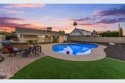 8544 E Keim Drive, Scottsdale, AZ 85250 - Photo 3
