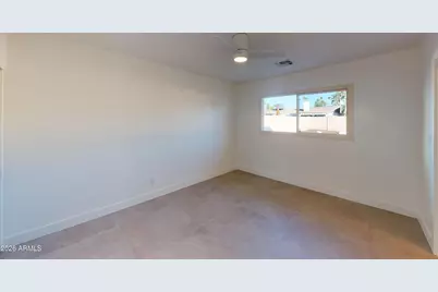 8544 E Keim Drive, Scottsdale, AZ 85250 - Photo 23