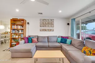 8544 E Keim Dr, Scottsdale, AZ 85250 - Photo 3