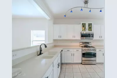 15224 W Desert Hills Drive, Surprise, AZ 85379 - Photo 11