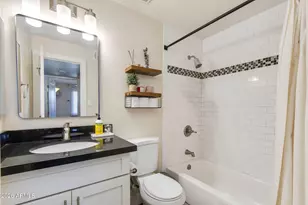 14029 N 37th Way, Phoenix, AZ 85032 - Photo 11