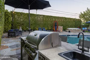 502 E Kaler Dr, Phoenix, AZ 85020 - Photo 35