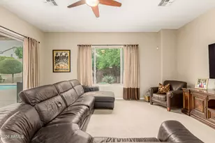 1806 W Yellowbird Ln, Phoenix, AZ 85085 - Photo 9