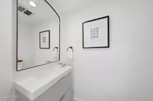 4439 N 40th St, Phoenix, AZ 85018 - Photo 7