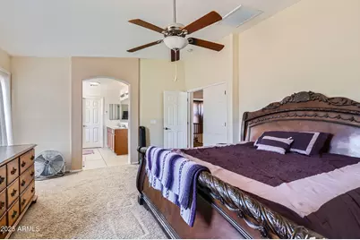 18182 W Desert Lane, Surprise, AZ 85388 - Photo 5