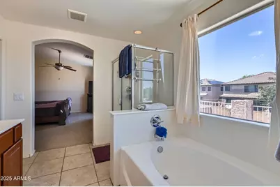 18182 W Desert Lane, Surprise, AZ 85388 - Photo 19