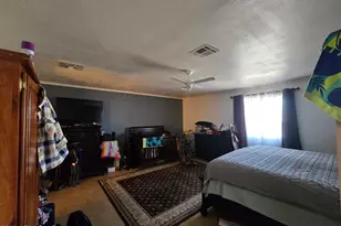 8425 S 6th Ave, Phoenix, AZ 85041 - Photo 7