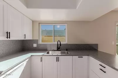 6223 N 12th Street #2, Phoenix, AZ 85014 - Photo 11