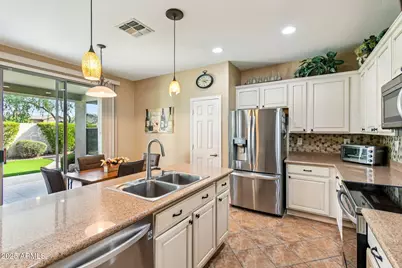 2533 W Kit Carson Trail, Anthem, AZ 85086 - Photo 3