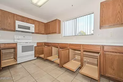 9686 N 82nd Lane, Peoria, AZ 85345 - Photo 13
