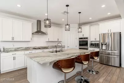 18542 W Seldon Lane, Waddell, AZ 85355 - Photo 11