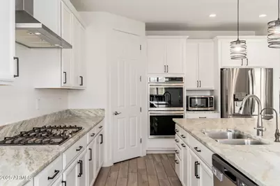 18542 W Seldon Lane, Waddell, AZ 85355 - Photo 13