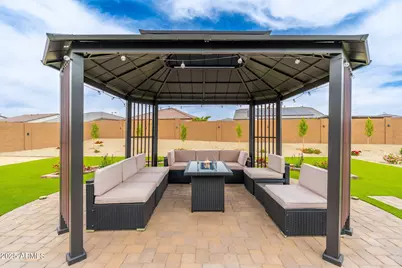 18542 W Seldon Lane, Waddell, AZ 85355 - Photo 39