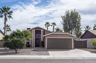 137 W Michelle Dr, Phoenix, AZ 85023 - Photo 1