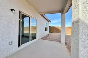 9022 W Torreon Dr, Arizona City, AZ 85123 - Photo 33