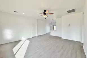 9022 W Torreon Dr, Arizona City, AZ 85123 - Photo 5