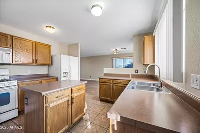 16175 W Adams Street, Goodyear, AZ 85338 - Photo 7