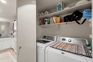 3154 E Wahalla Ln, Phoenix, AZ 85050 - Photo 25