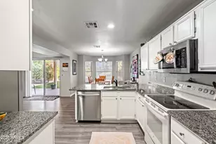 3154 E Wahalla Ln, Phoenix, AZ 85050 - Photo 1