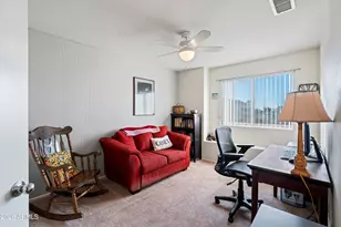 3154 E Wahalla Ln, Phoenix, AZ 85050 - Photo 23