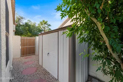 3154 E Wahalla Lane, Phoenix, AZ 85050 - Photo 21