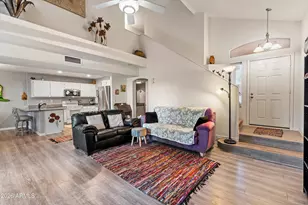 3154 E Wahalla Ln, Phoenix, AZ 85050 - Photo 3