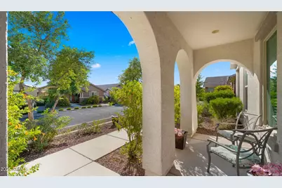 20728 W Legend Trail, Buckeye, AZ 85396 - Photo 7