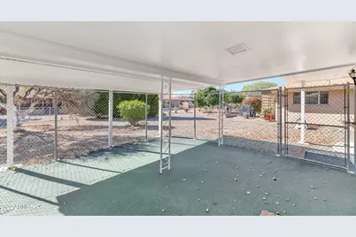9916 W Kingswood Circle, Sun City, AZ 85351 - Photo 17