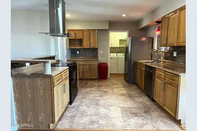 10135 W Bolivar Drive, Sun City, AZ 85351 - Photo 7