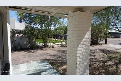 1044 E Whitton Avenue, Phoenix, AZ 85014 - Photo 5