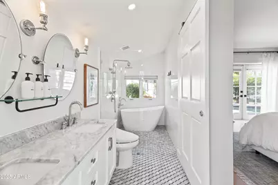 4411 N 46th Place, Phoenix, AZ 85018 - Photo 17