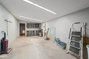 317 Peretz Cir, Morristown, AZ 85342 - Photo 15