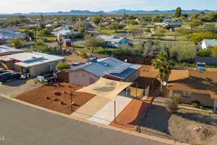 317 Peretz Cir, Morristown, AZ 85342 - Photo 17