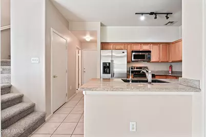 1559 S Longspur Lane, Gilbert, AZ 85296 - Photo 7