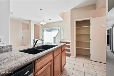 1559 S Longspur Lane, Gilbert, AZ 85296 - Photo 11