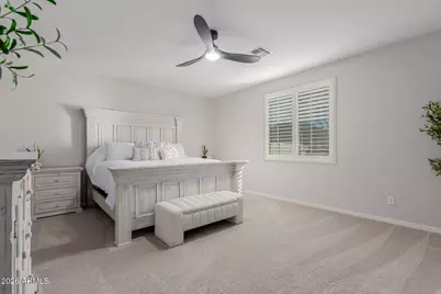 2591 E Hollywood Ike Avenue, San Tan Valley, AZ 85140 - Photo 11