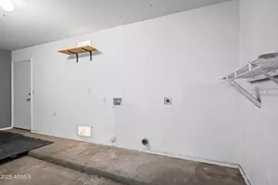 125 N 22nd Pl, Mesa, AZ 85213 - Photo 17